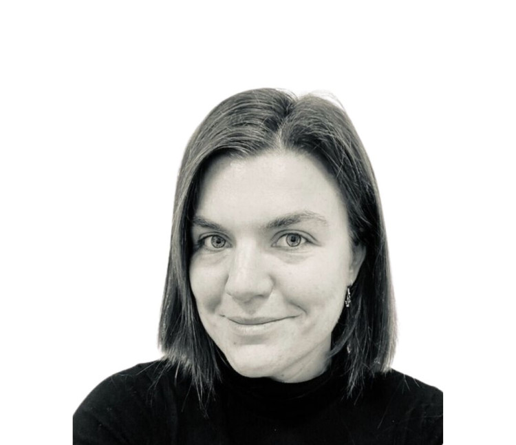 podcast-headshots-website-(13).jpg