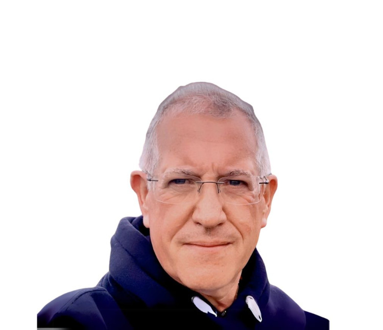 podcast-headshots-website-(5).jpg